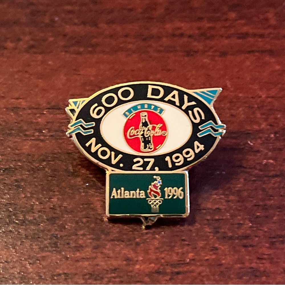 Vintage Coca-Cola Countdown To The 1996 Atlanta Olympics‎ 600 Days Lapel Hat Pin